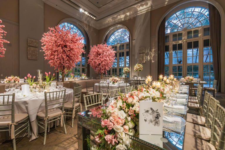 runner di fiori per il matrimonio